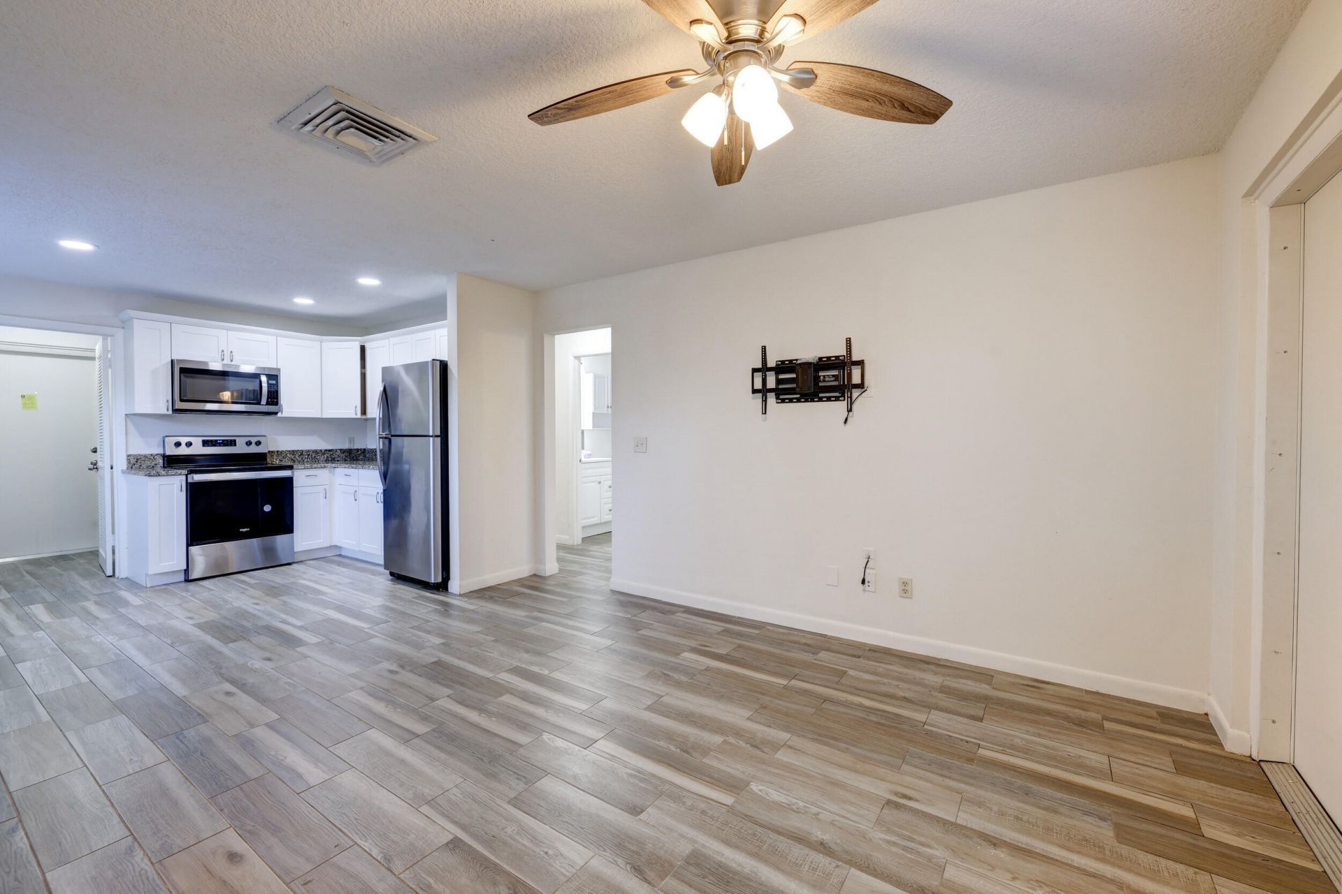 947 Fra-mar Place, Fort Pierce, FL 34982 Photo