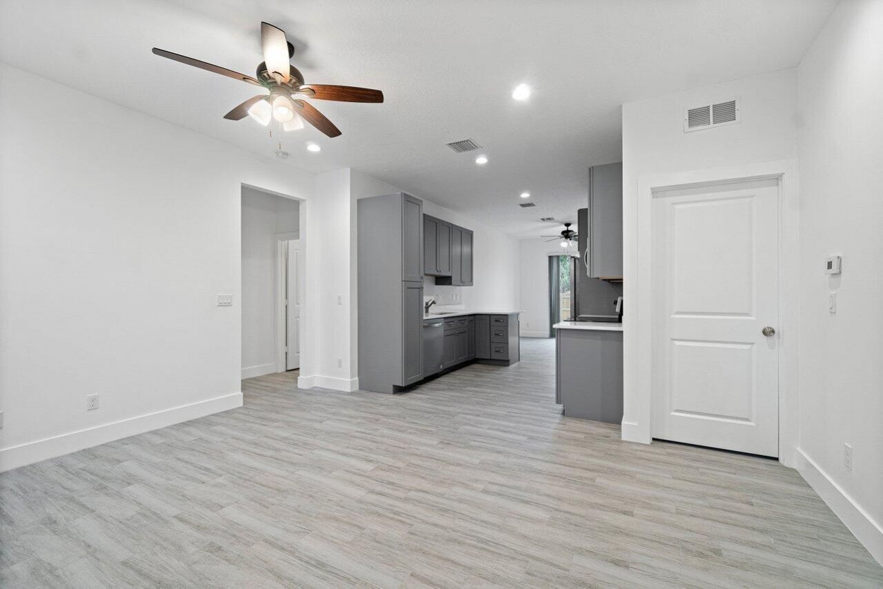 911 8th Street, West Palm Beach, FL 33401 Photo