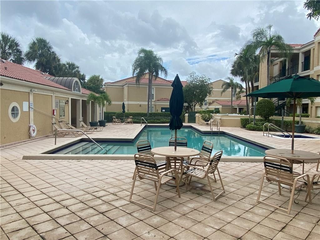 777 Riverside Drive, Unit 1512, Coral Springs, FL 33071 Photo