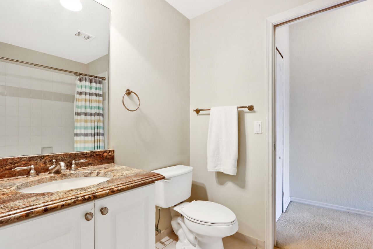 11021 Legacy Lane, Unit 303, Palm Beach Gardens, FL 33410 Photo