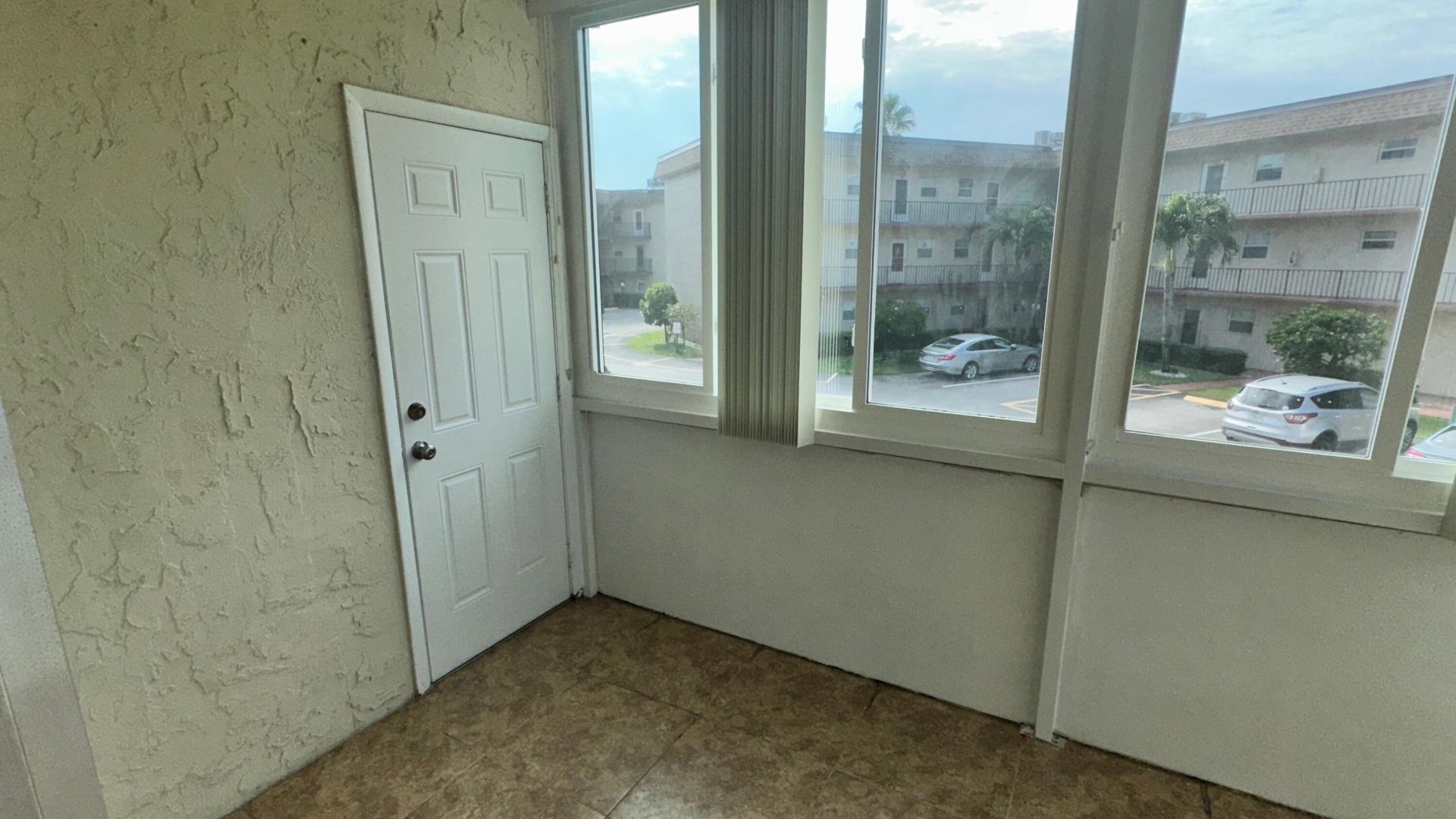 715 Lori Drive, Unit 201, Palm Springs, FL 33461 Photo