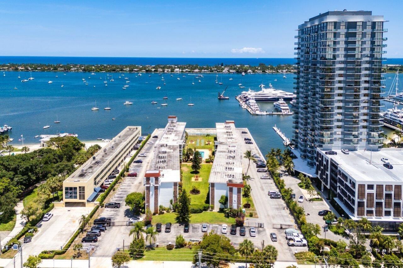 4500 N Flagler Drive, Unit D23, West Palm Beach, FL 33407 Photo