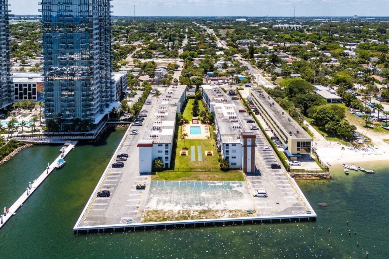 4500 N Flagler Drive, Unit D23, West Palm Beach, FL 33407 Photo