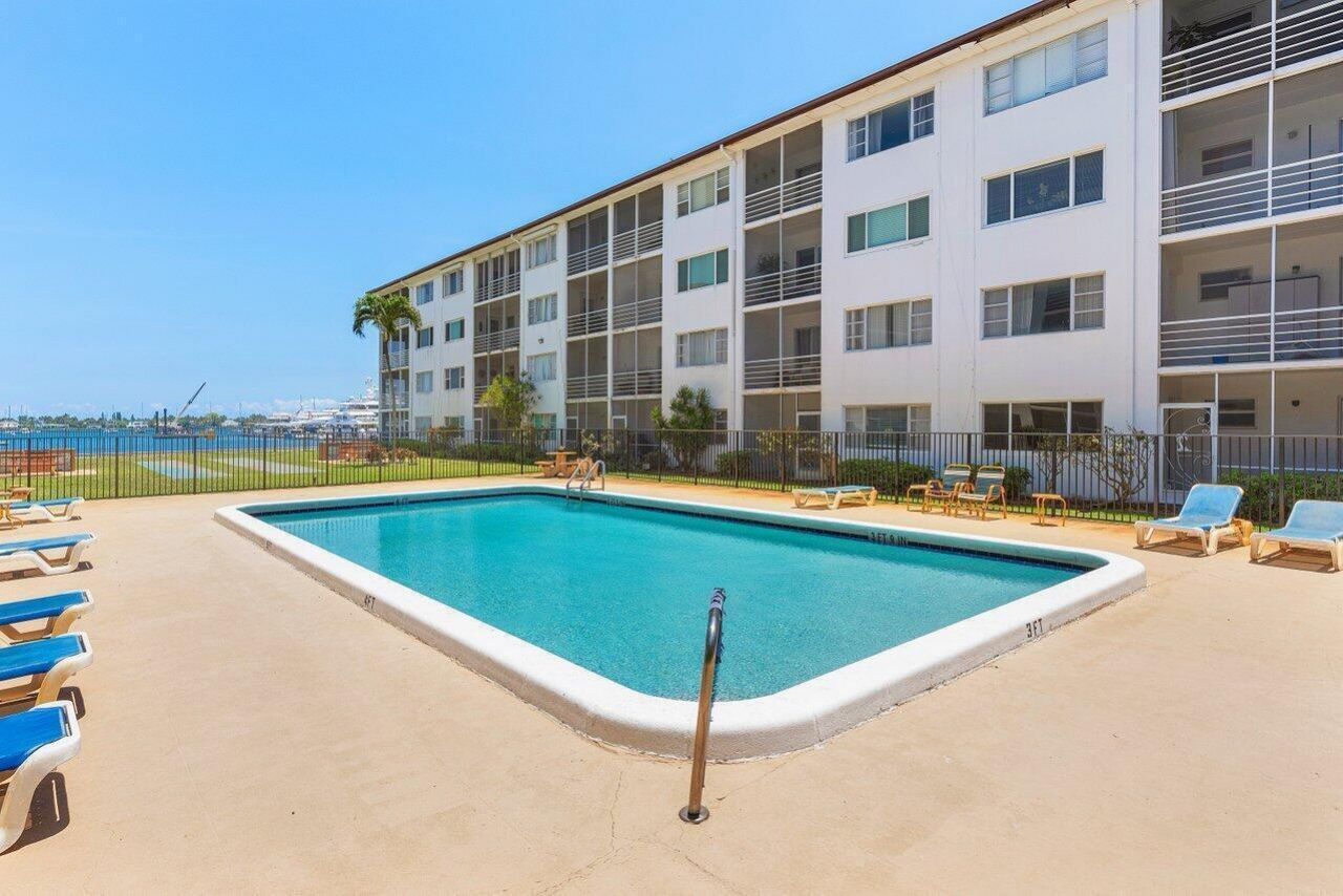 4500 N Flagler Drive, Unit D23, West Palm Beach, FL 33407 Photo