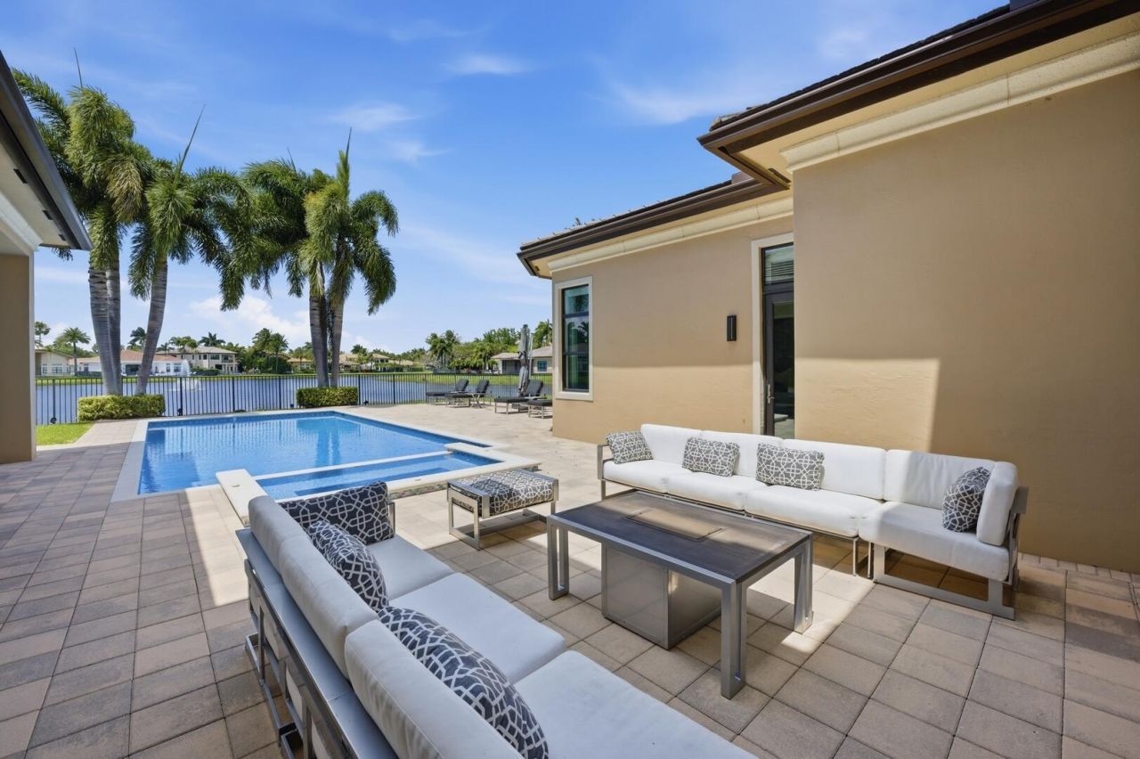 16919 Crown Bridge Drive, Delray Beach, FL 33446 Photo