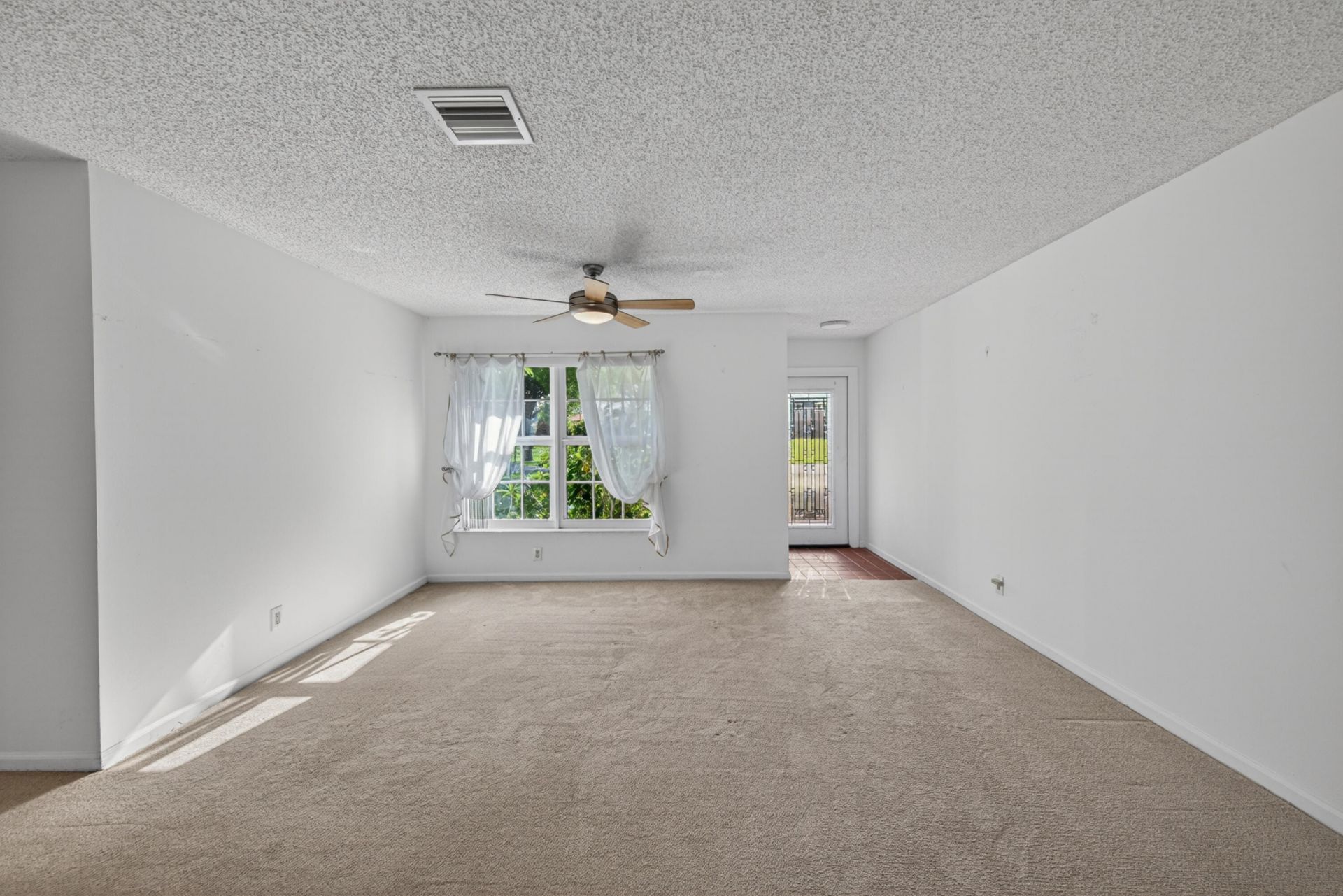 4234 NW 3rd Way, Boca Raton, FL 33431 Photo