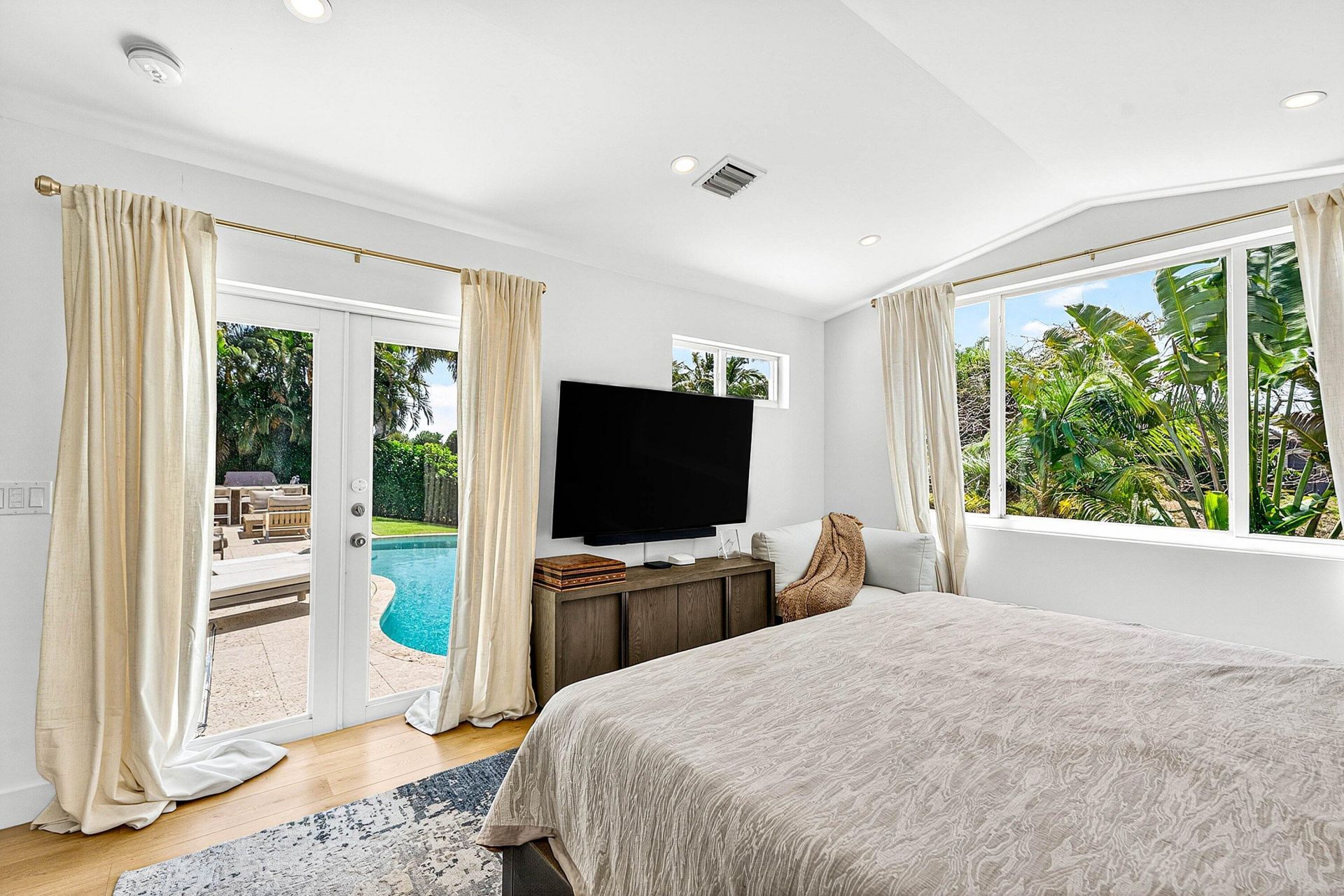 7745 W Lake Drive, Lake Clarke Shores, FL 33406 Photo