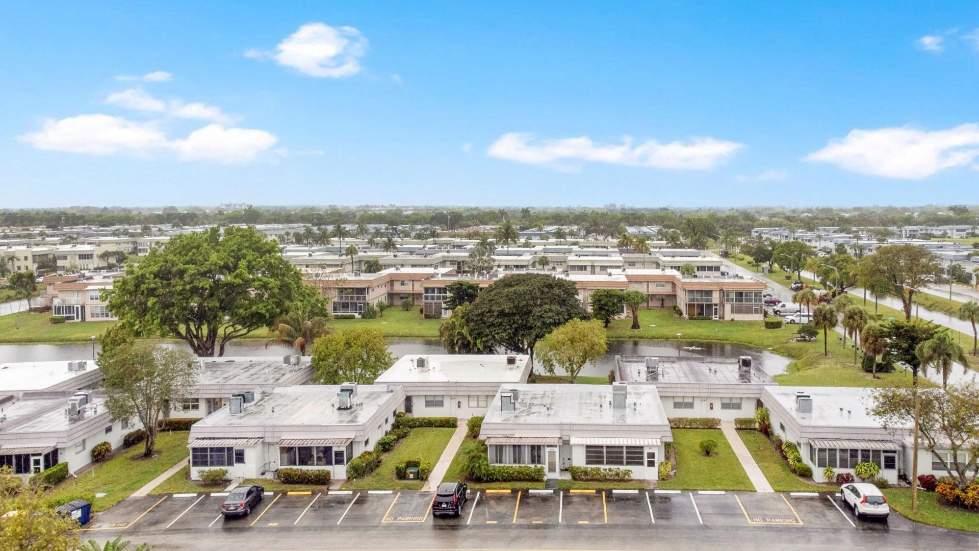 211 Valencia, Delray Beach, FL 33446 Photo