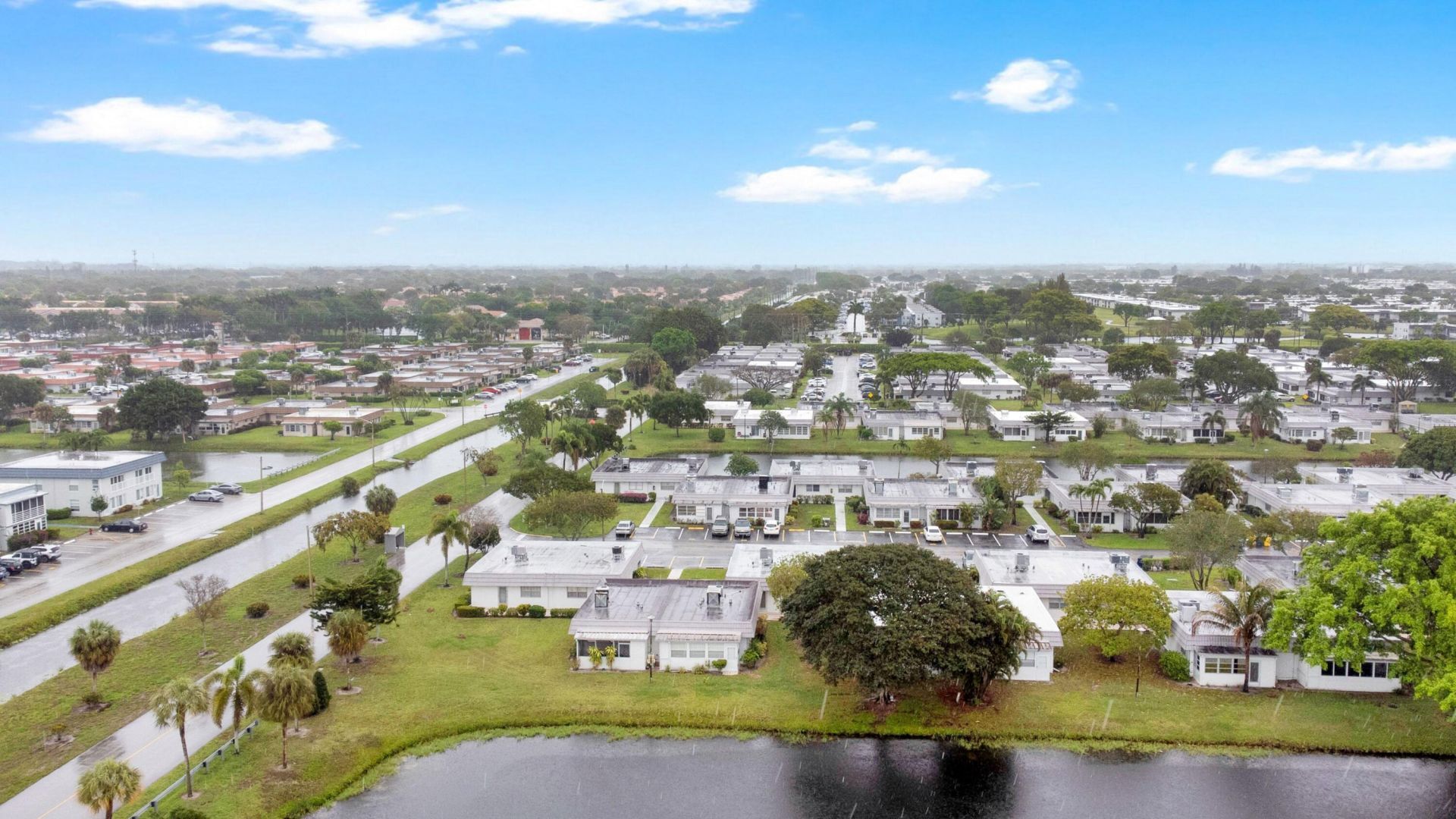 211 Valencia, Delray Beach, FL 33446 Photo