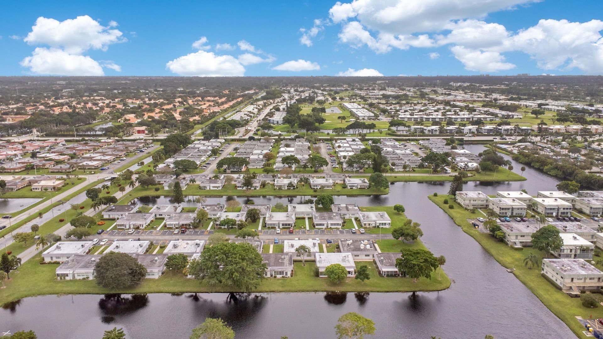 211 Valencia, Delray Beach, FL 33446 Photo