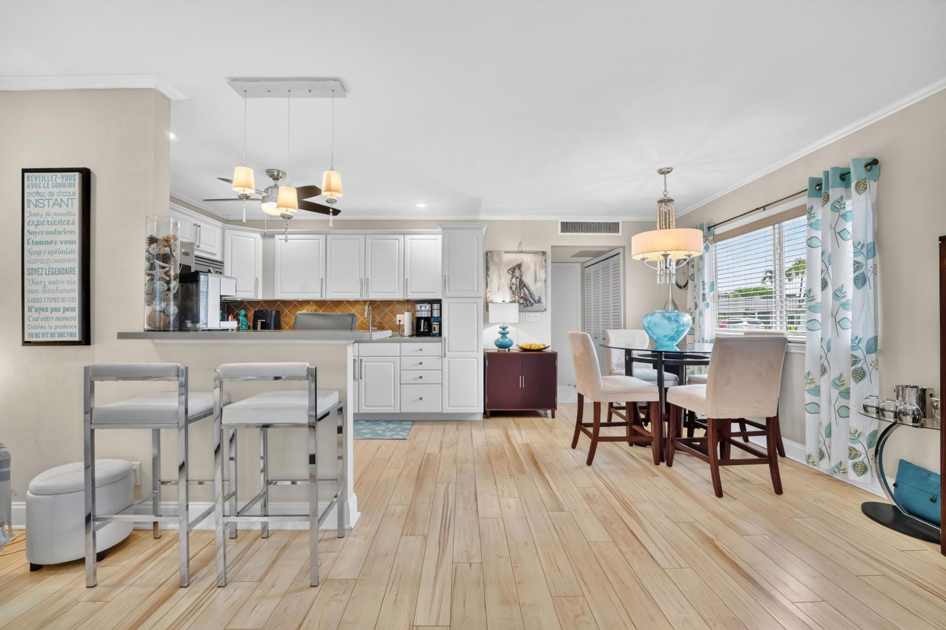 211 Valencia, Delray Beach, FL 33446 Photo
