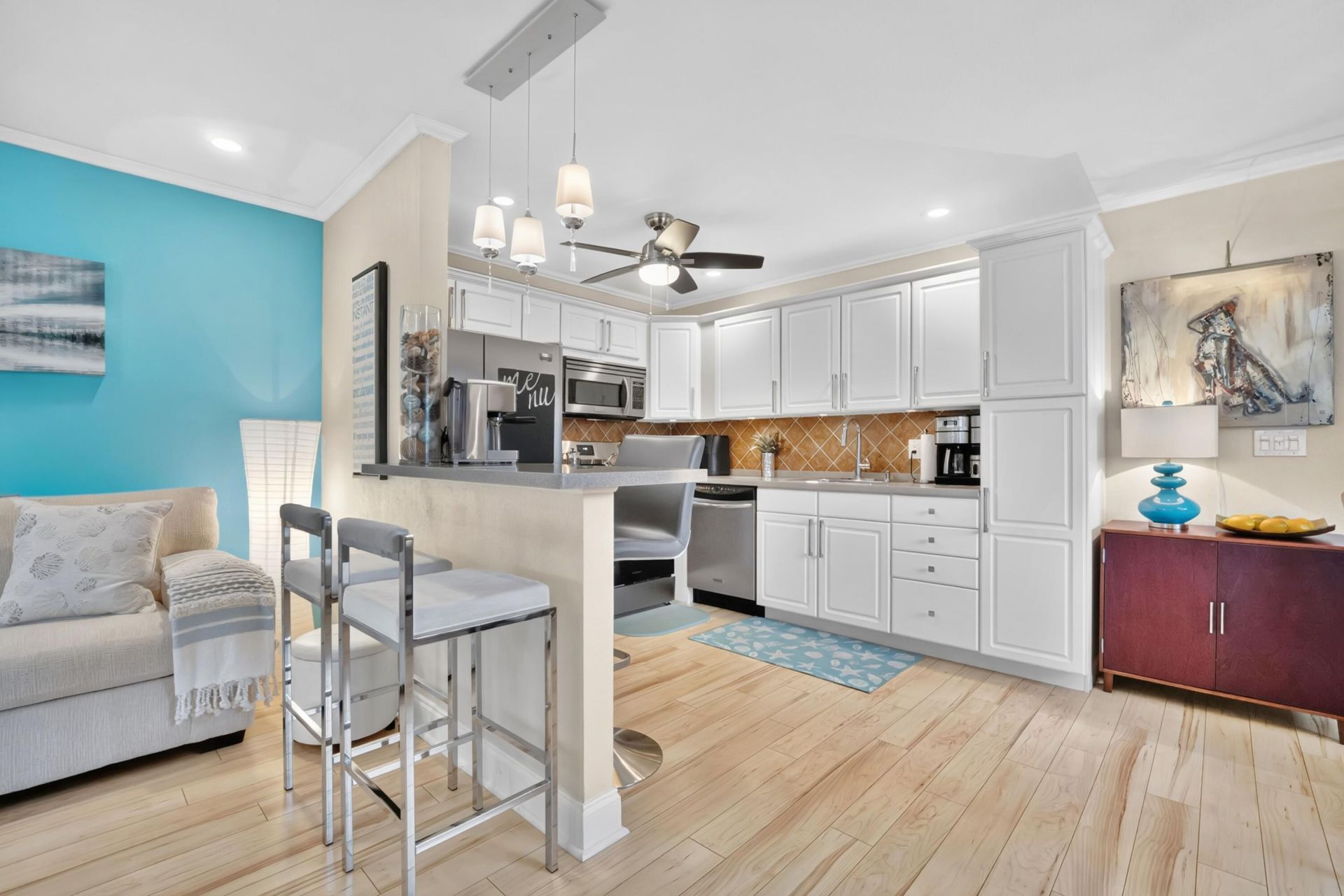 211 Valencia, Delray Beach, FL 33446 Photo