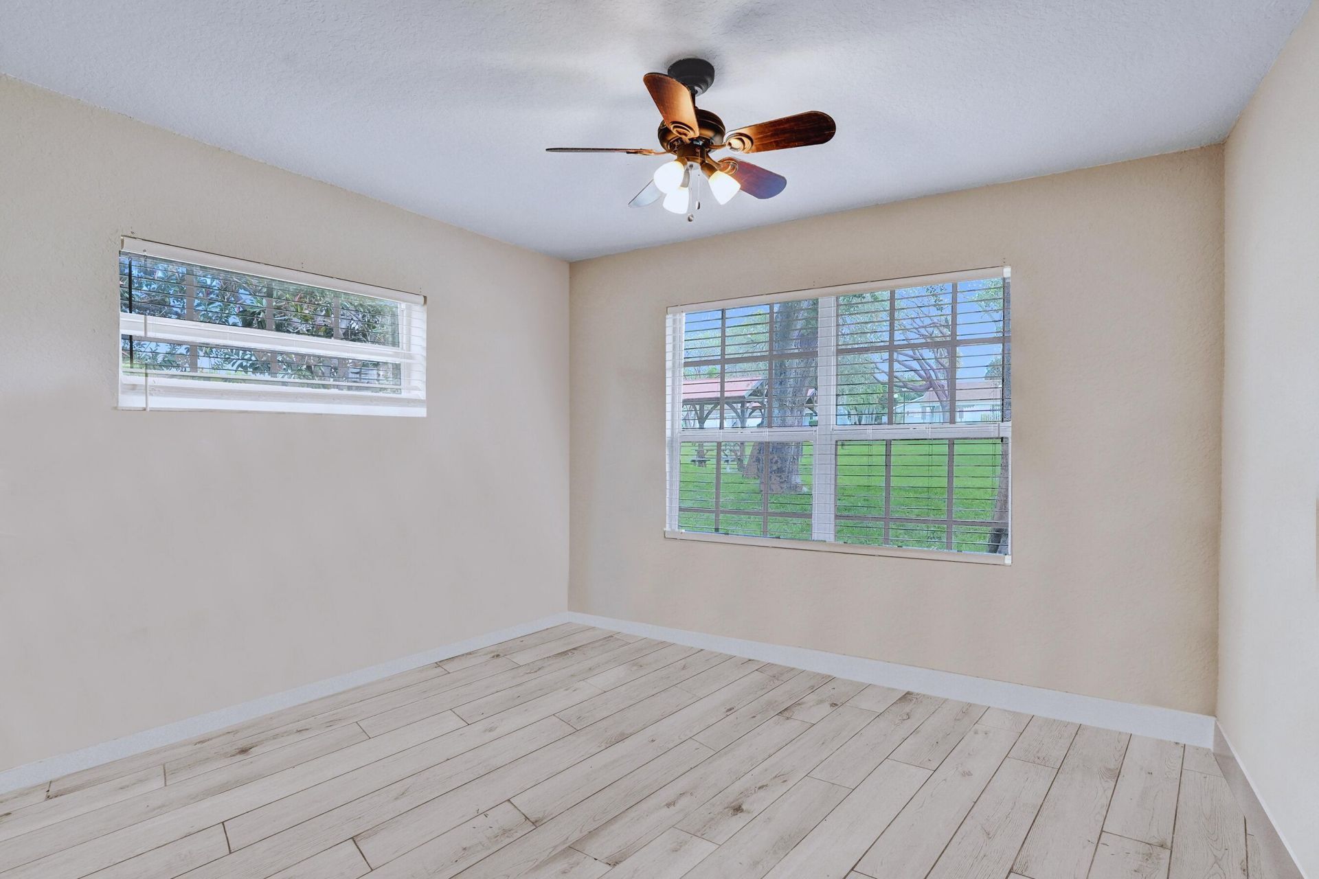 5544 Lakewood Circle S, Unit F, Margate, FL 33063 Photo
