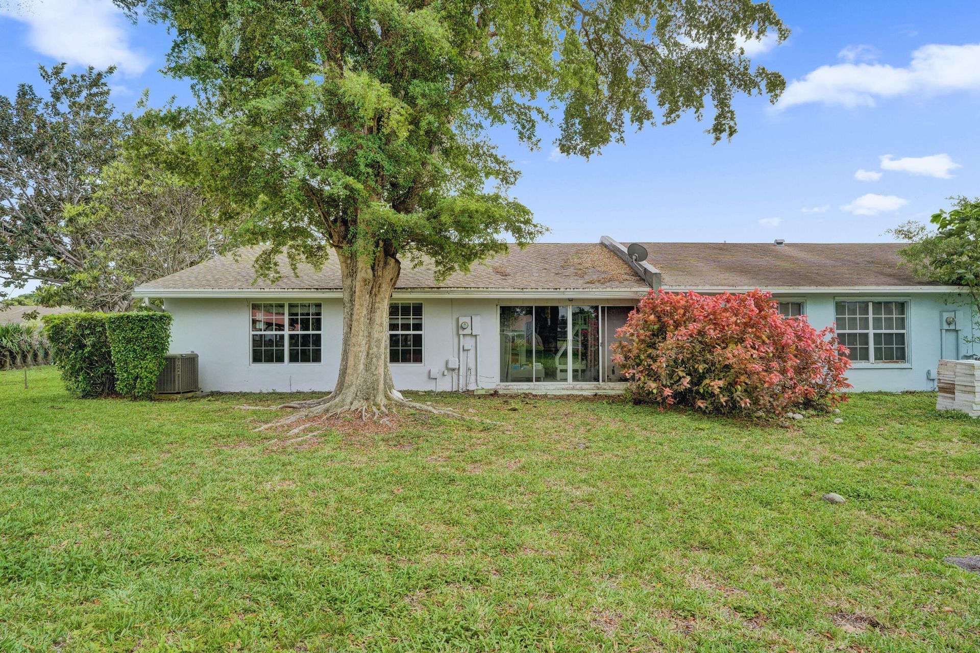 5544 Lakewood Circle S, Unit F, Margate, FL 33063 Photo