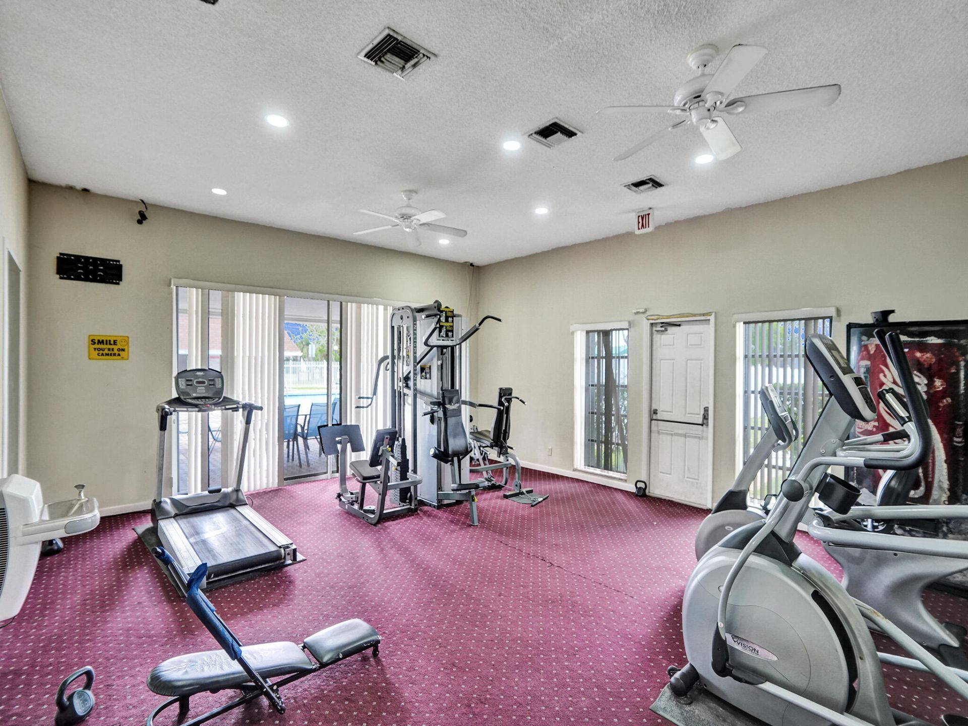 5544 Lakewood Circle S, Unit F, Margate, FL 33063 Photo