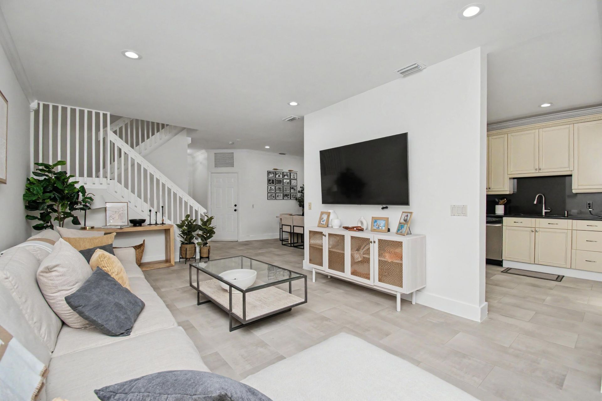 6744 Via Regina, Boca Raton, FL 33433 Photo