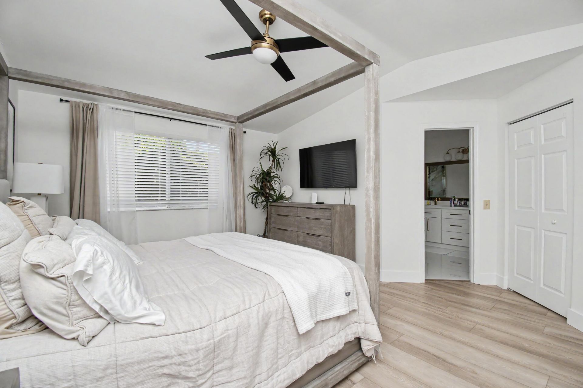 6744 Via Regina, Boca Raton, FL 33433 Photo