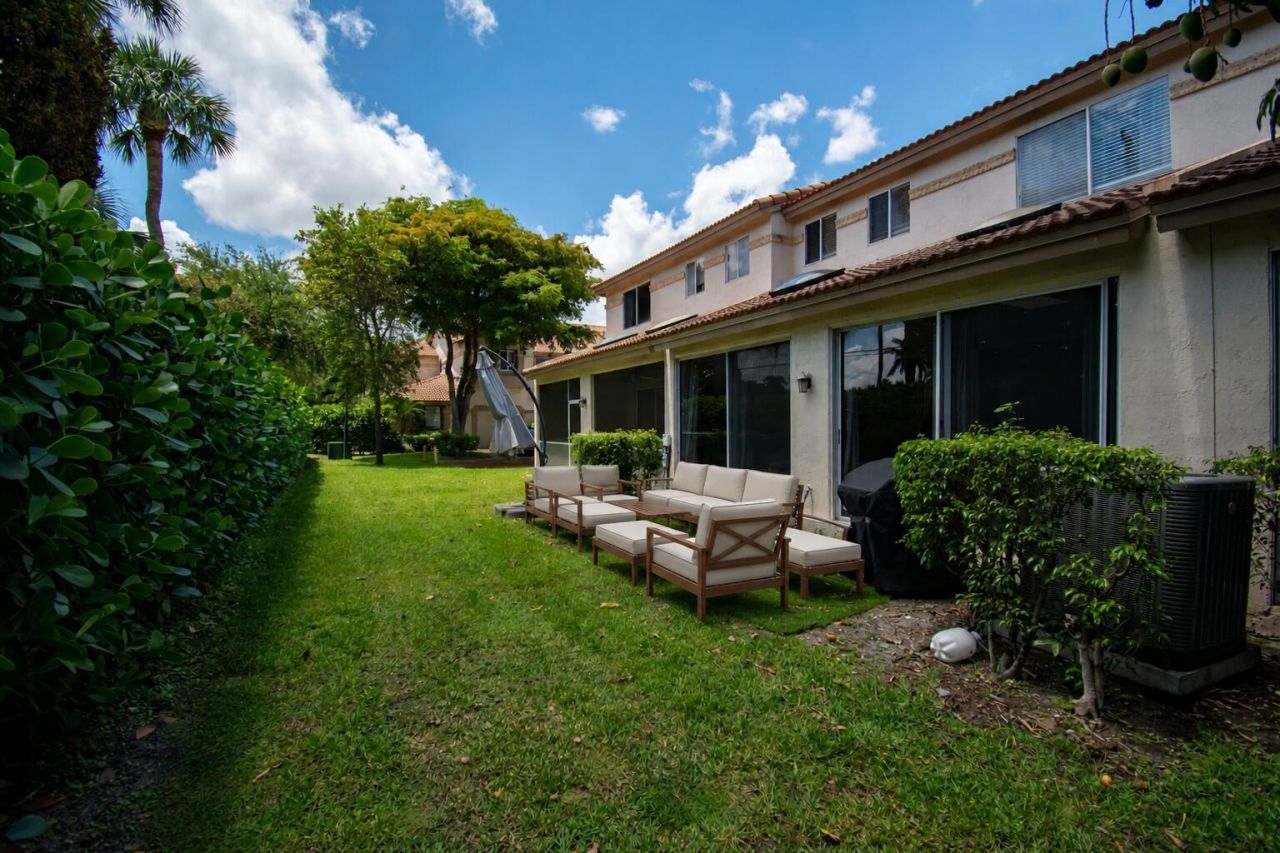 6744 Via Regina, Boca Raton, FL 33433 Photo