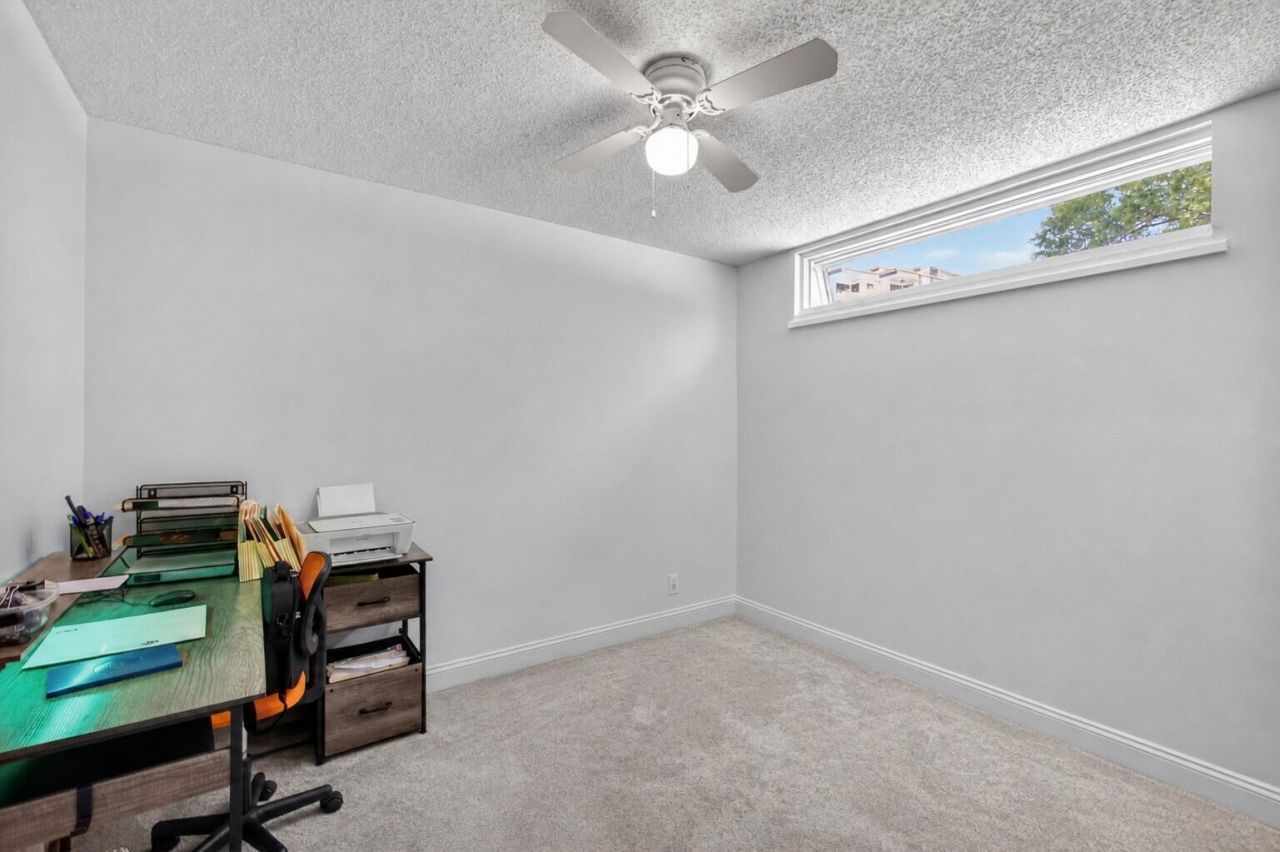 390 Golfview Road, Unit H, North Palm Beach, FL 33408 Photo