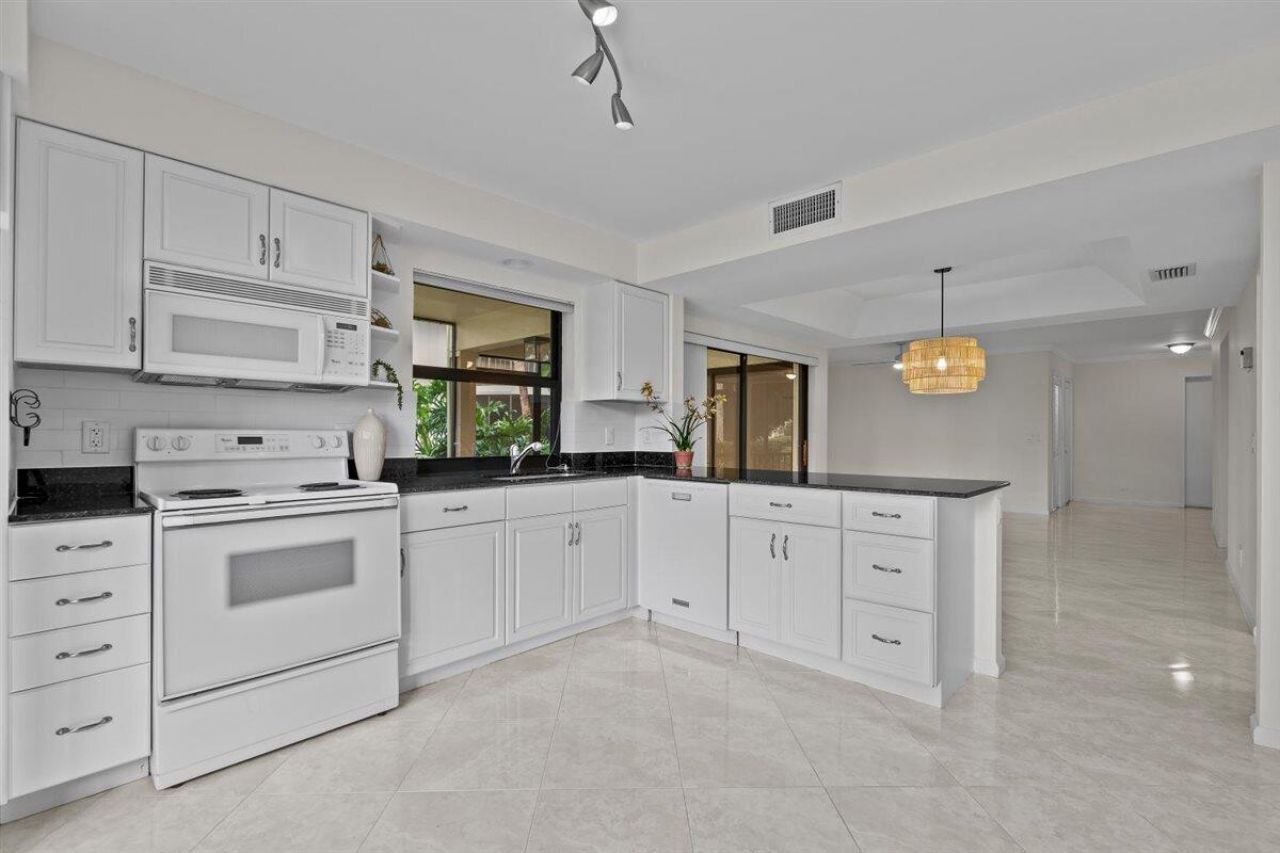 17138 Waterbend Drive, Unit 117, Jupiter, FL 33477 Photo