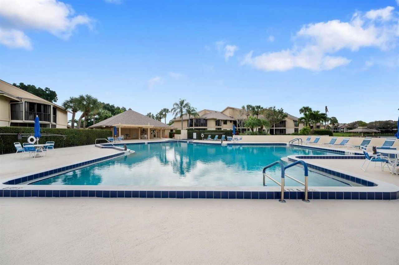 17138 Waterbend Drive, Unit 117, Jupiter, FL 33477 Photo