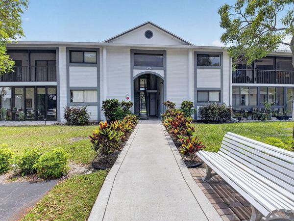 15453 Lakes Of Delray Boulevard, Unit 201, Delray Beach, FL 33484
