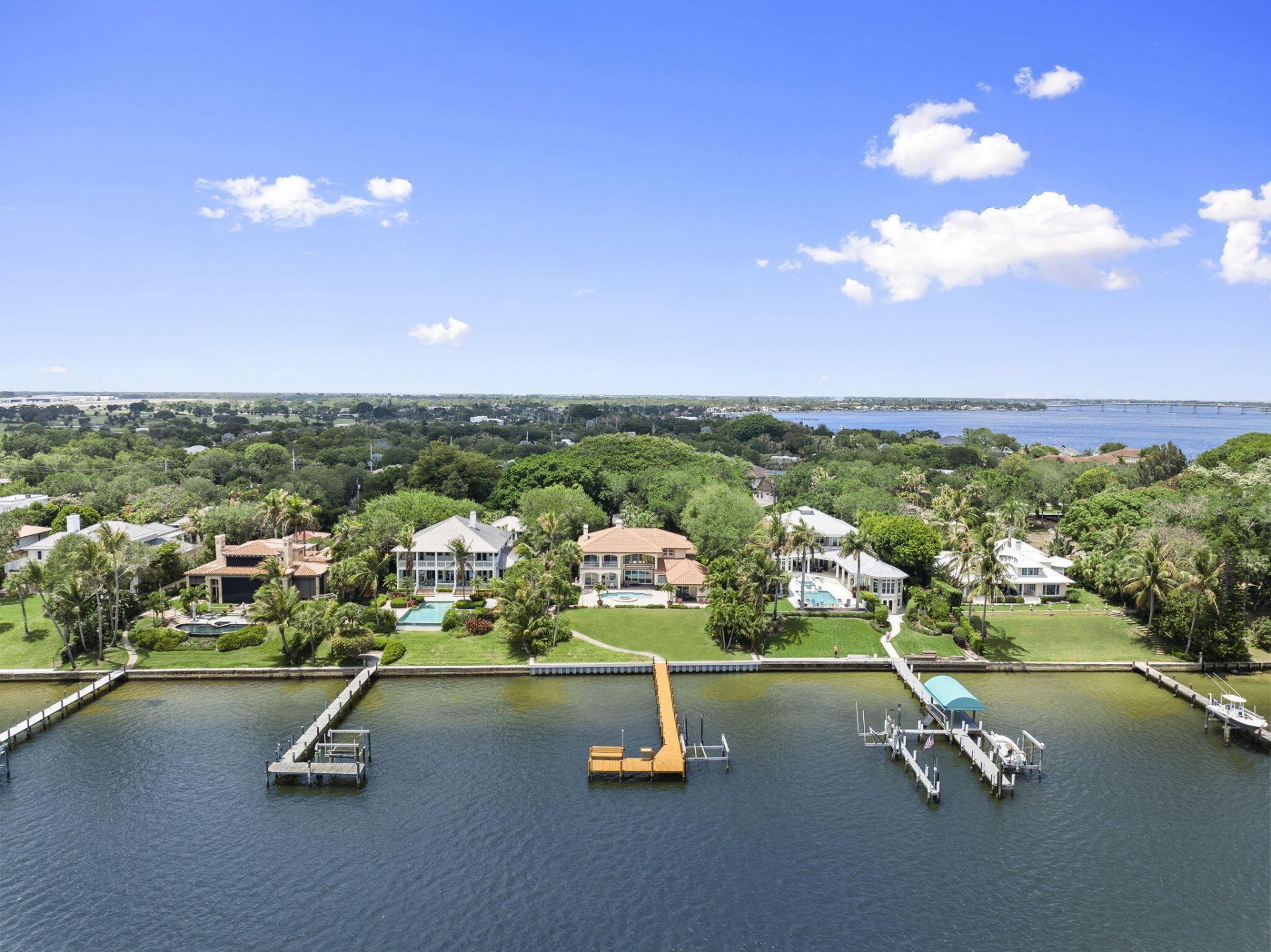 3984 SE Old St Lucie Boulevard, Stuart, FL 34996 Photo