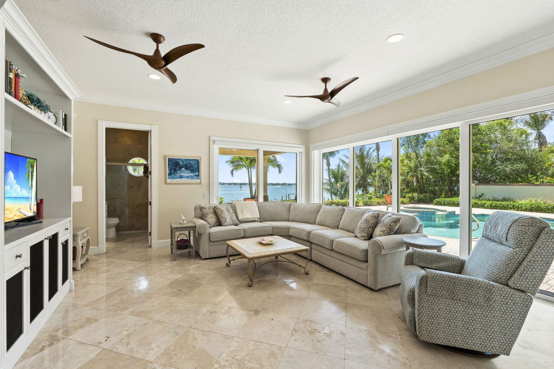 3984 SE Old St Lucie Boulevard, Stuart, FL 34996 Photo