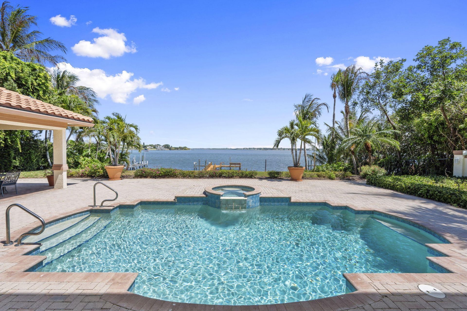 3984 SE Old St Lucie Boulevard, Stuart, FL 34996 Photo