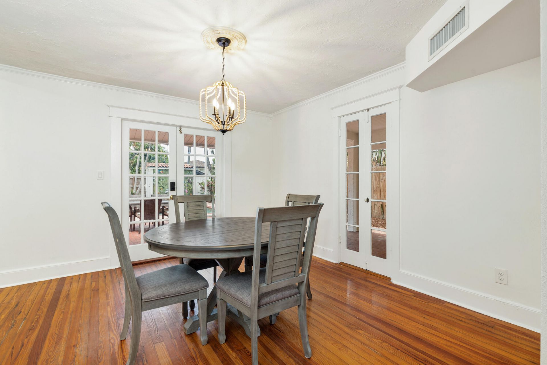 525 35th Street, West Palm Beach, FL 33407 Photo