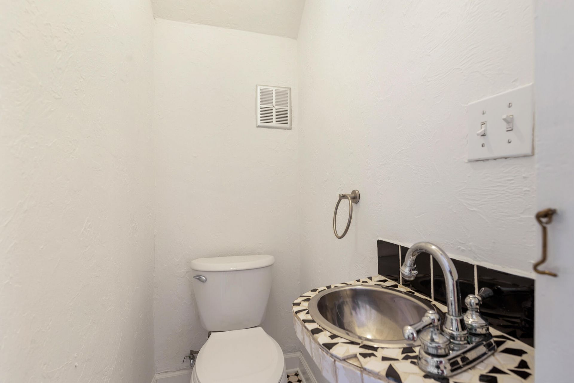 525 35th Street, West Palm Beach, FL 33407 Photo