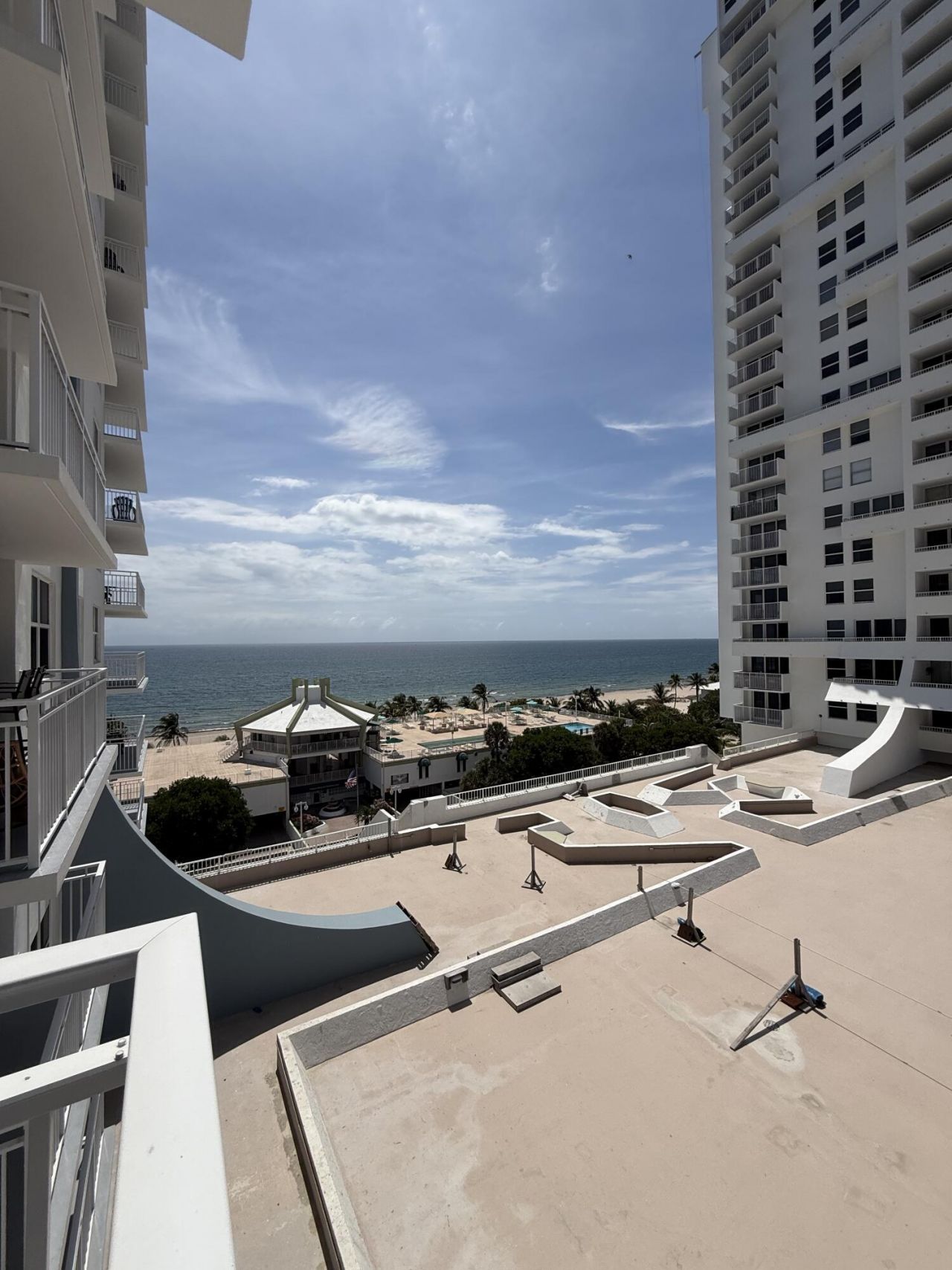 101 Briny Avenue, Unit 906, Pompano Beach, FL 33062 Photo