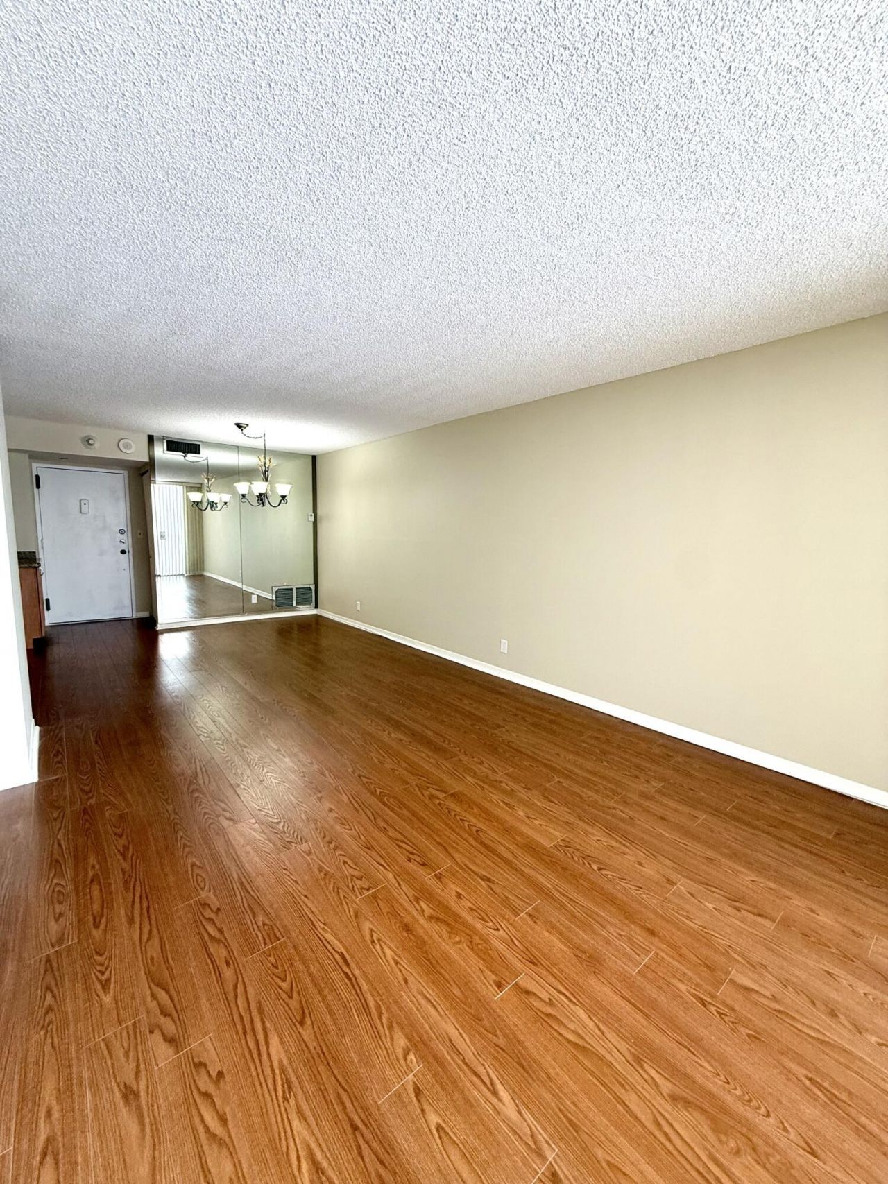 101 Briny Avenue, Unit 906, Pompano Beach, FL 33062 Photo