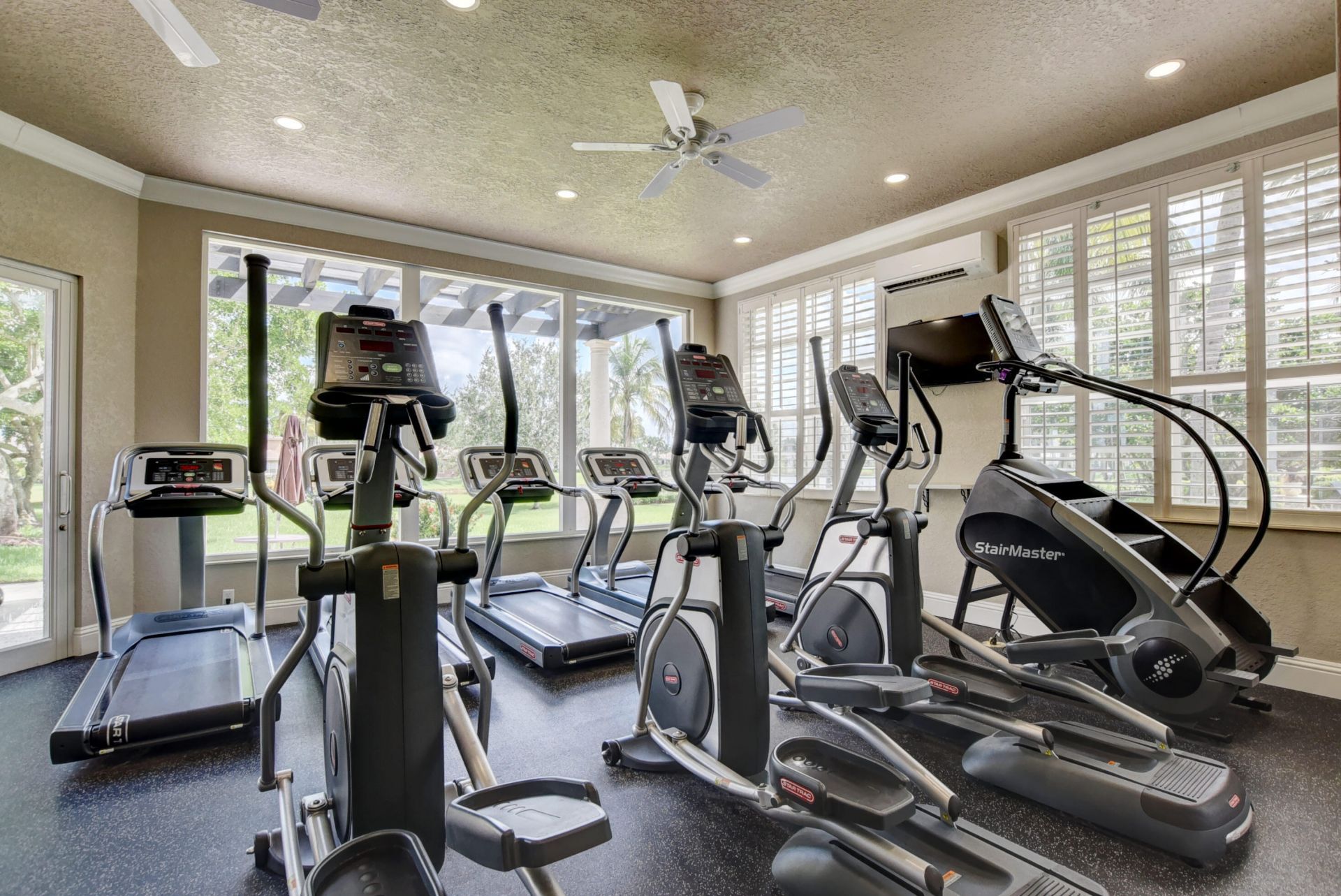 6802 NW 108th Avenue, Parkland, FL 33076 Photo