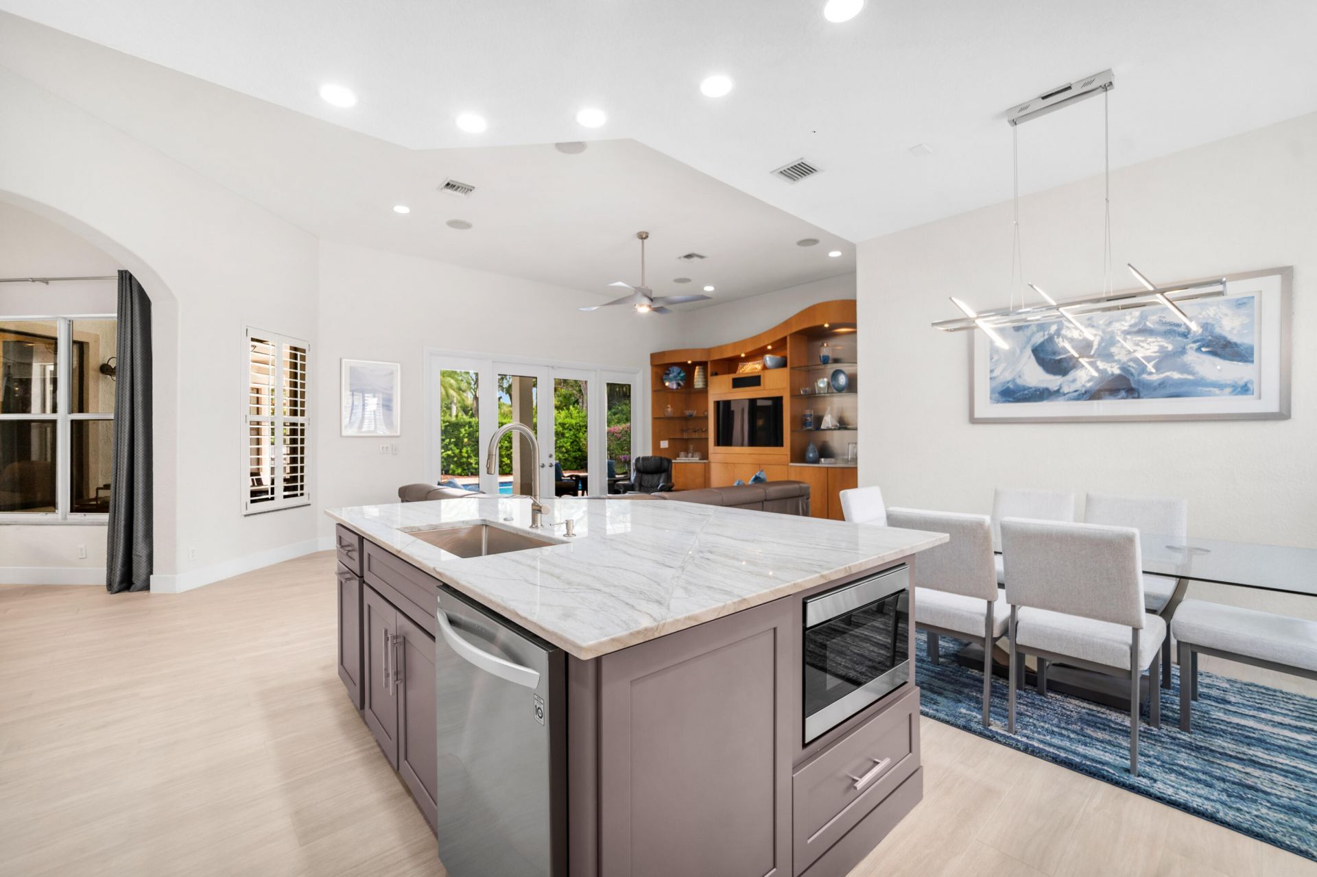 6802 NW 108th Avenue, Parkland, FL 33076 Photo