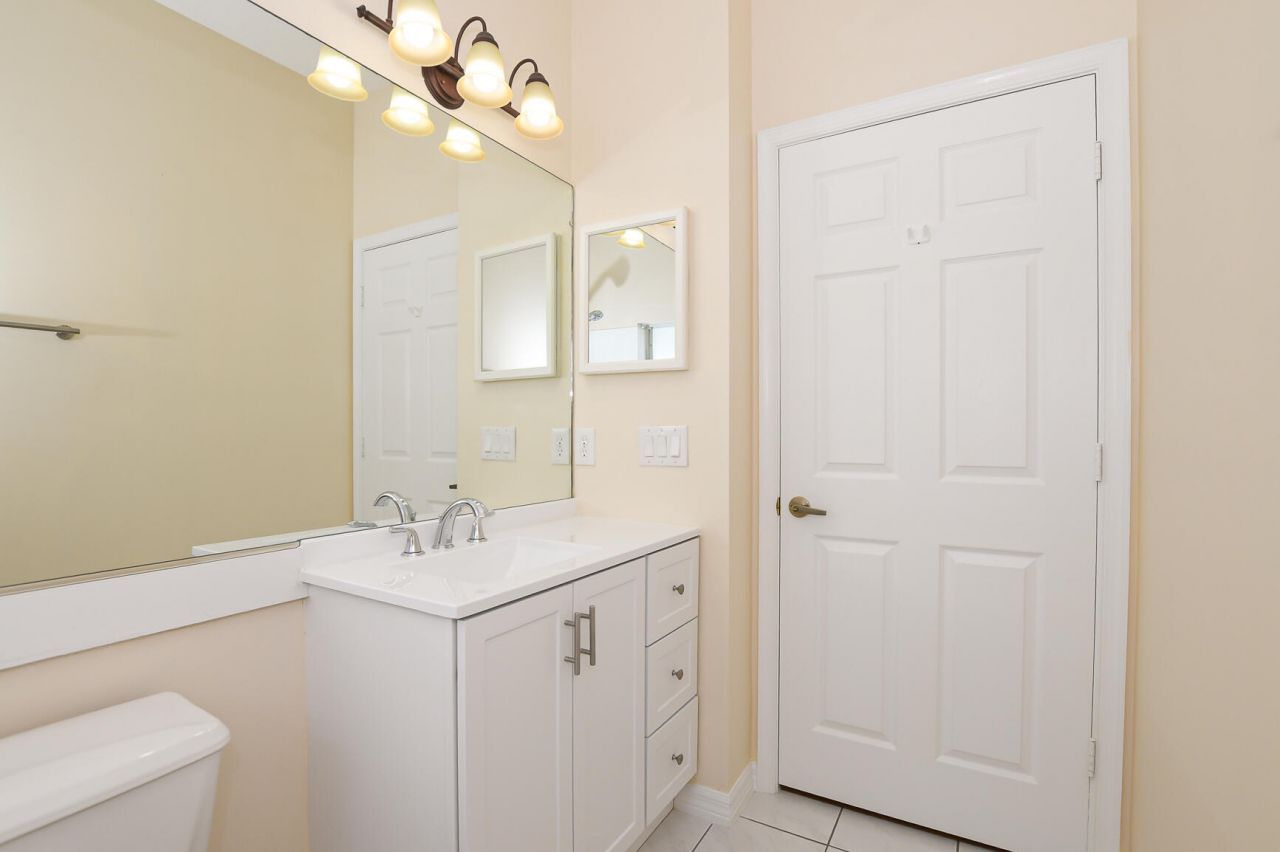 549 NW Portofino Lane, Port Saint Lucie, FL 34986 Photo