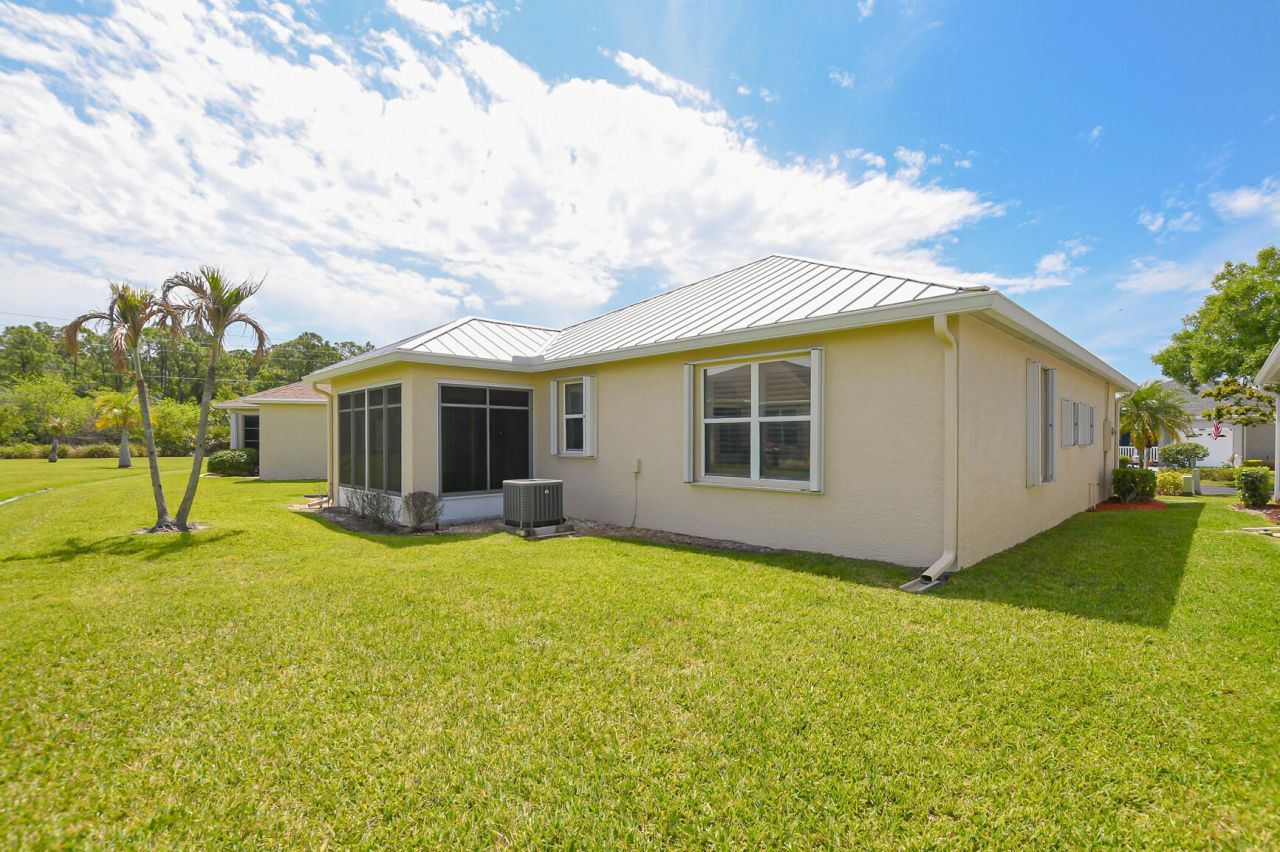 549 NW Portofino Lane, Port Saint Lucie, FL 34986 Photo