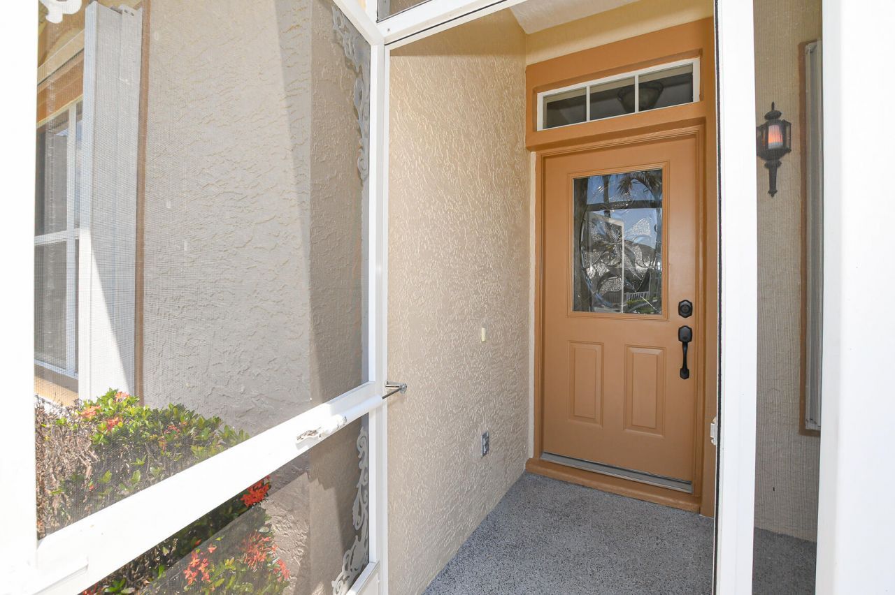 549 NW Portofino Lane, Port Saint Lucie, FL 34986 Photo