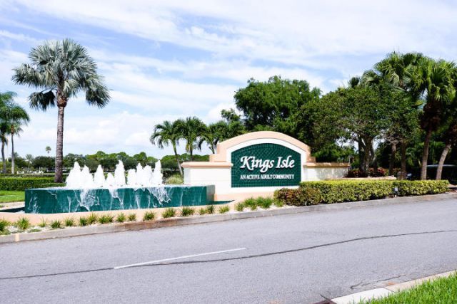 549 NW Portofino Lane, Port Saint Lucie, FL 34986 Photo