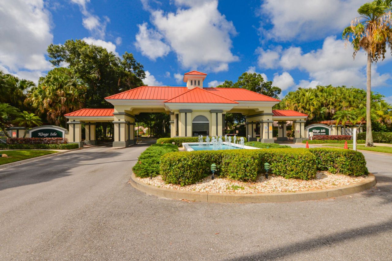 549 NW Portofino Lane, Port Saint Lucie, FL 34986 Photo