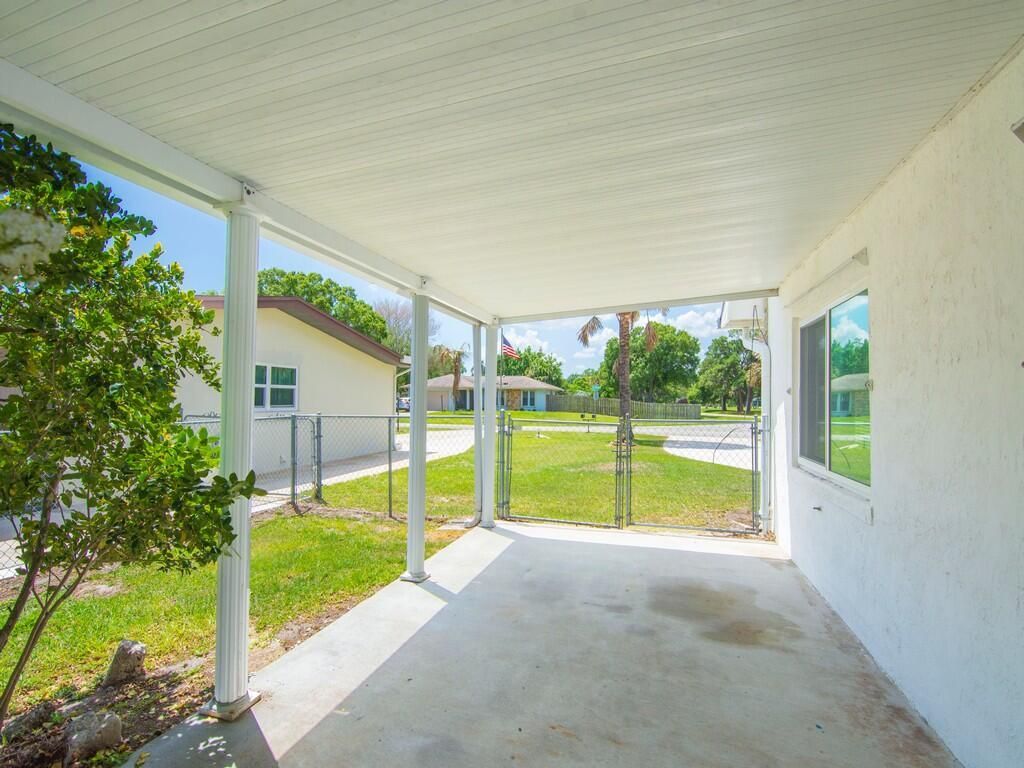 7410 Santa Rosa Parkway, Fort Pierce, FL 34951 Photo