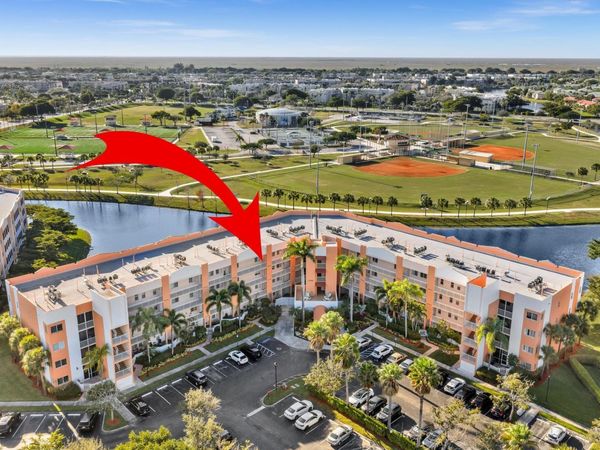 7735 Yardley Drive, Unit 406, Tamarac, FL 33321