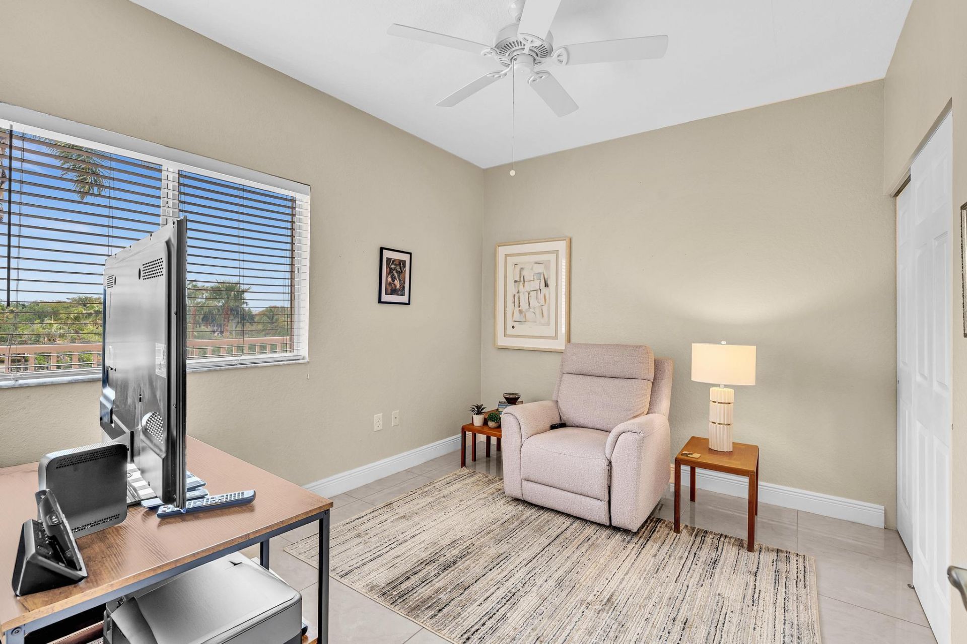 7735 Yardley Drive, Unit 406, Tamarac, FL 33321 Photo
