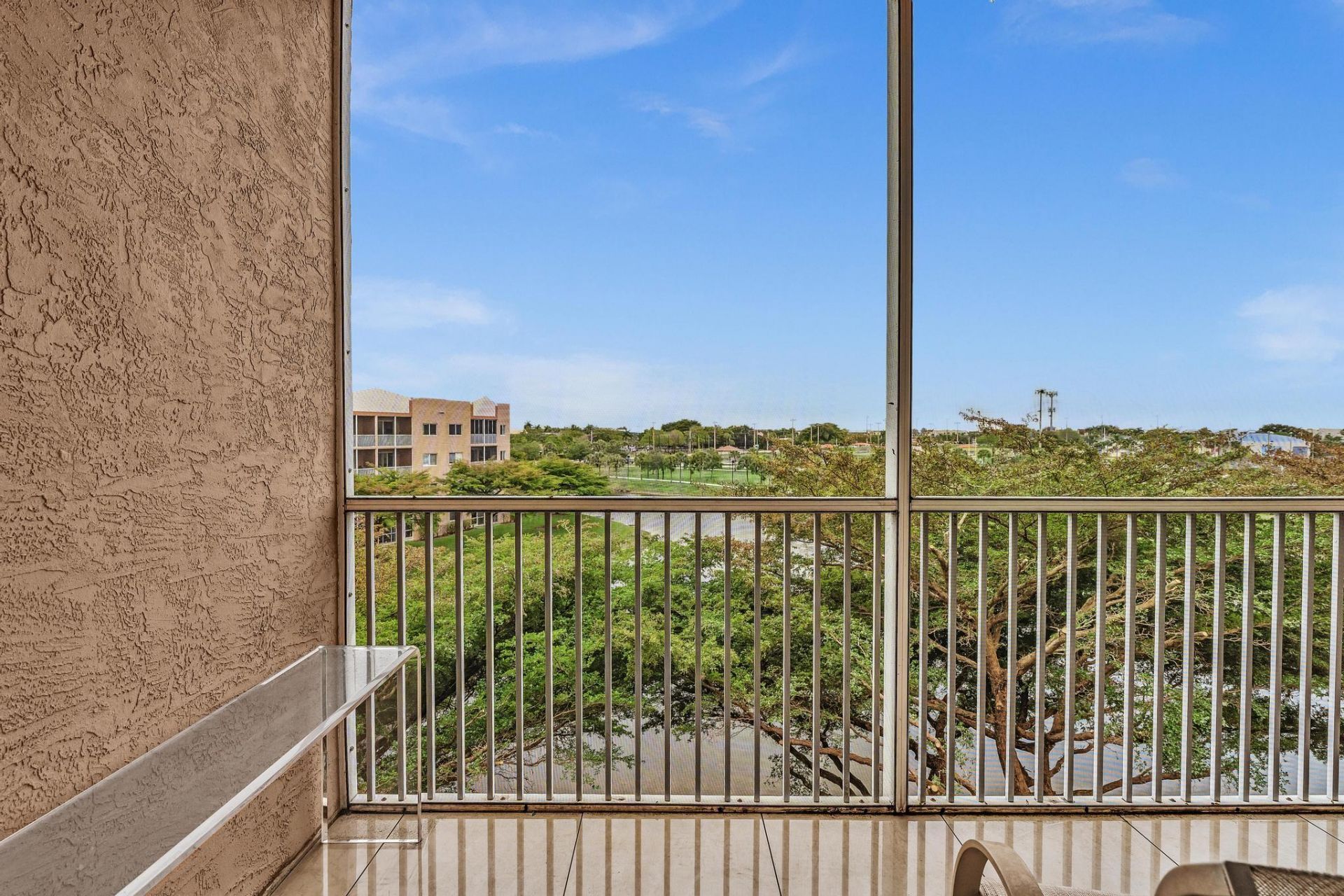 7735 Yardley Drive, Unit 406, Tamarac, FL 33321 Photo