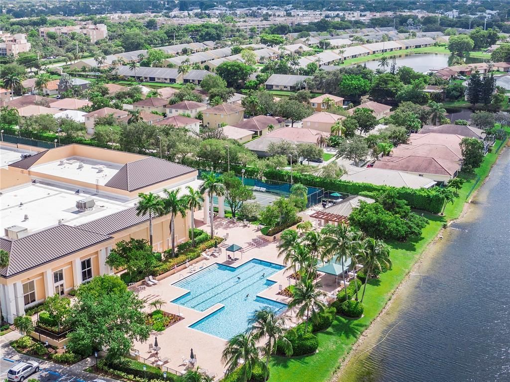 7735 Yardley Drive, Unit 406, Tamarac, FL 33321 Photo