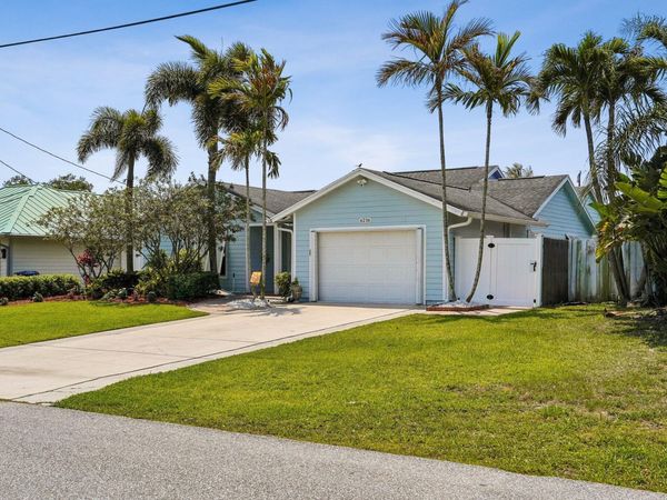 6216 Michael Street, Jupiter, FL 33458