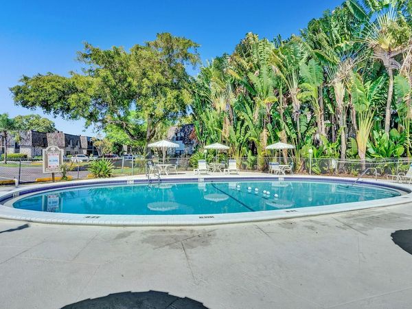 3105 Oakland Shores Drive, Unit J106, Oakland Park, FL 33309