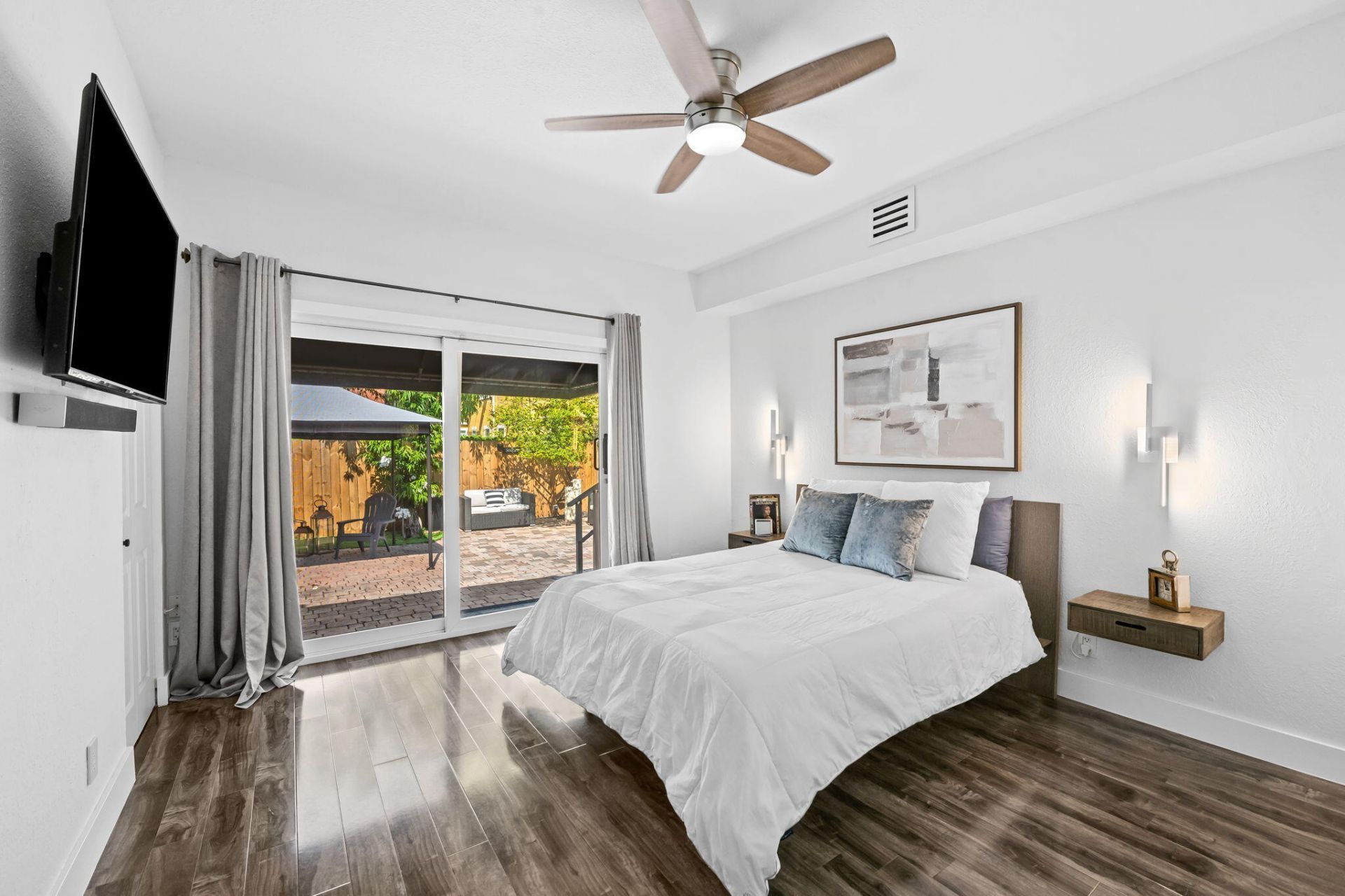 641 NW 1st Avenue, Fort Lauderdale, FL 33311 Photo