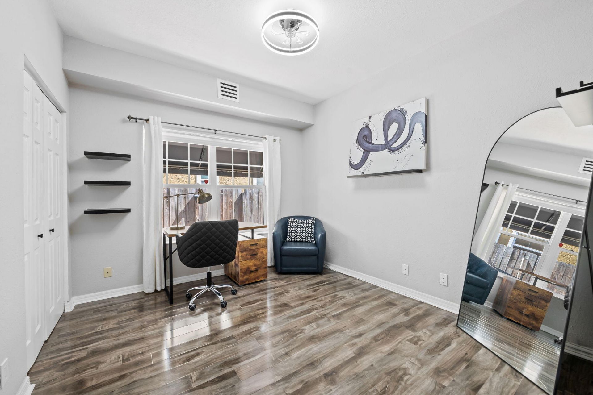 641 NW 1st Avenue, Fort Lauderdale, FL 33311 Photo