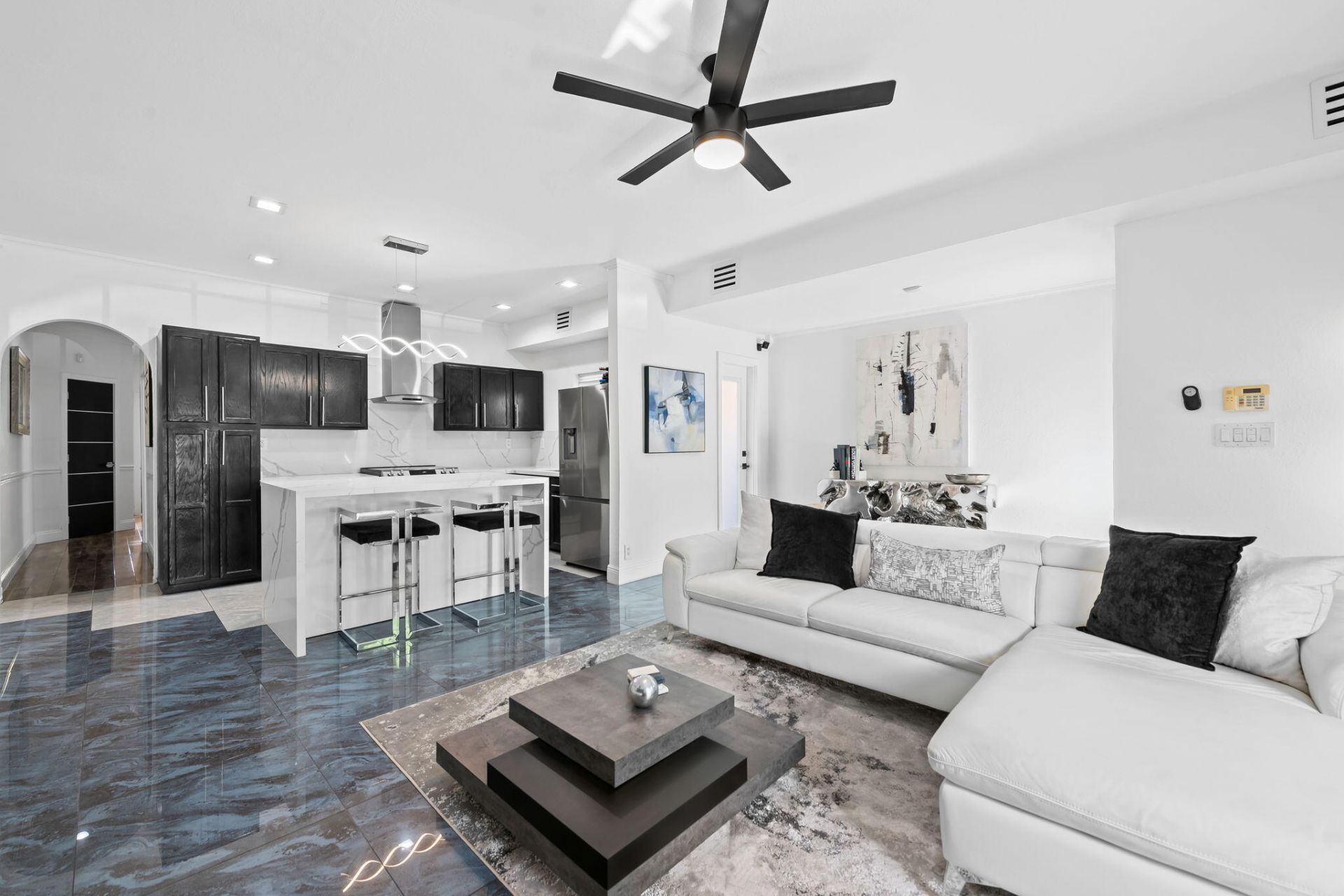 641 NW 1st Avenue, Fort Lauderdale, FL 33311 Photo